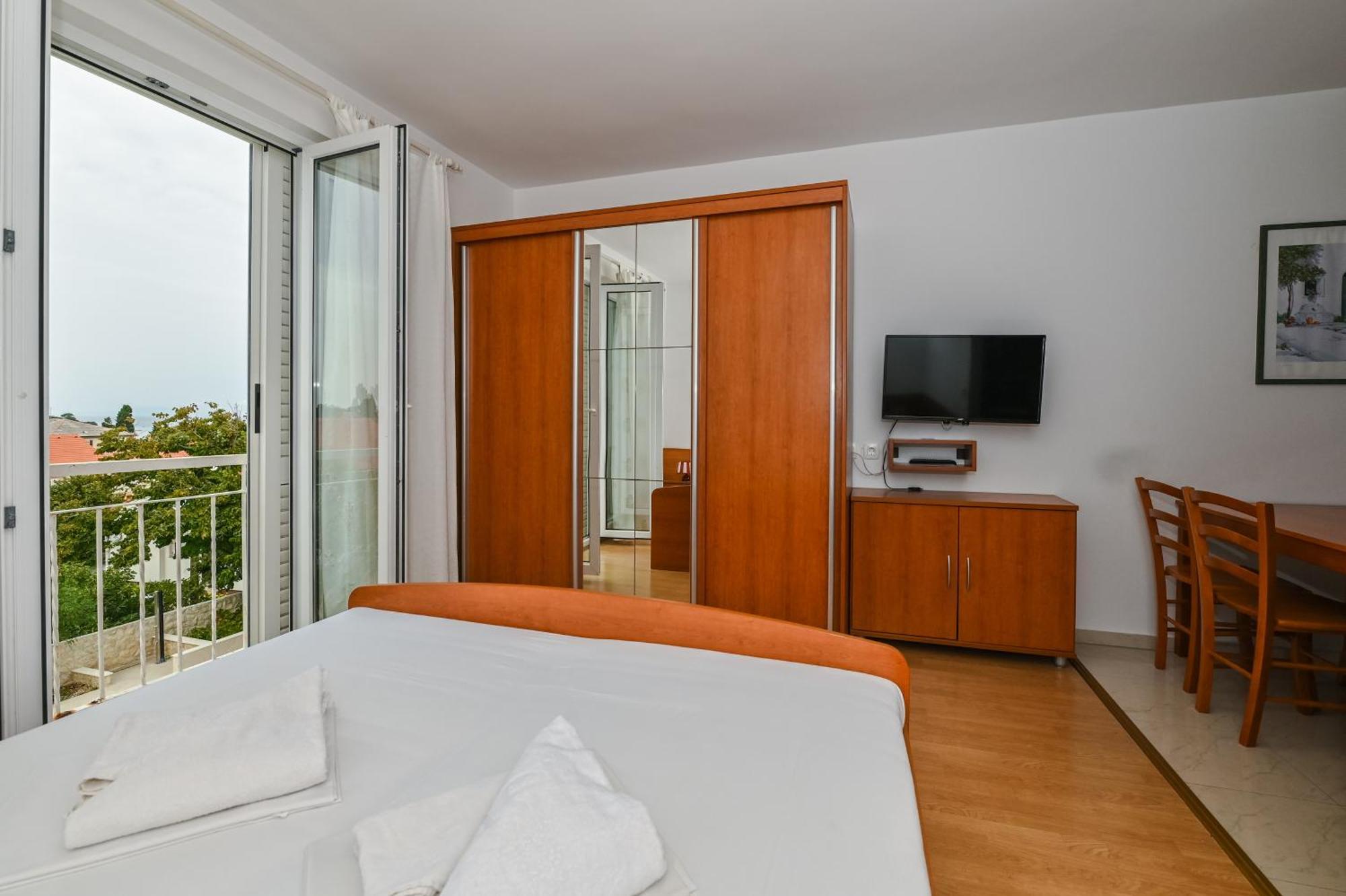 Seagull Pool Apartments & Studios Novalja Bilik gambar