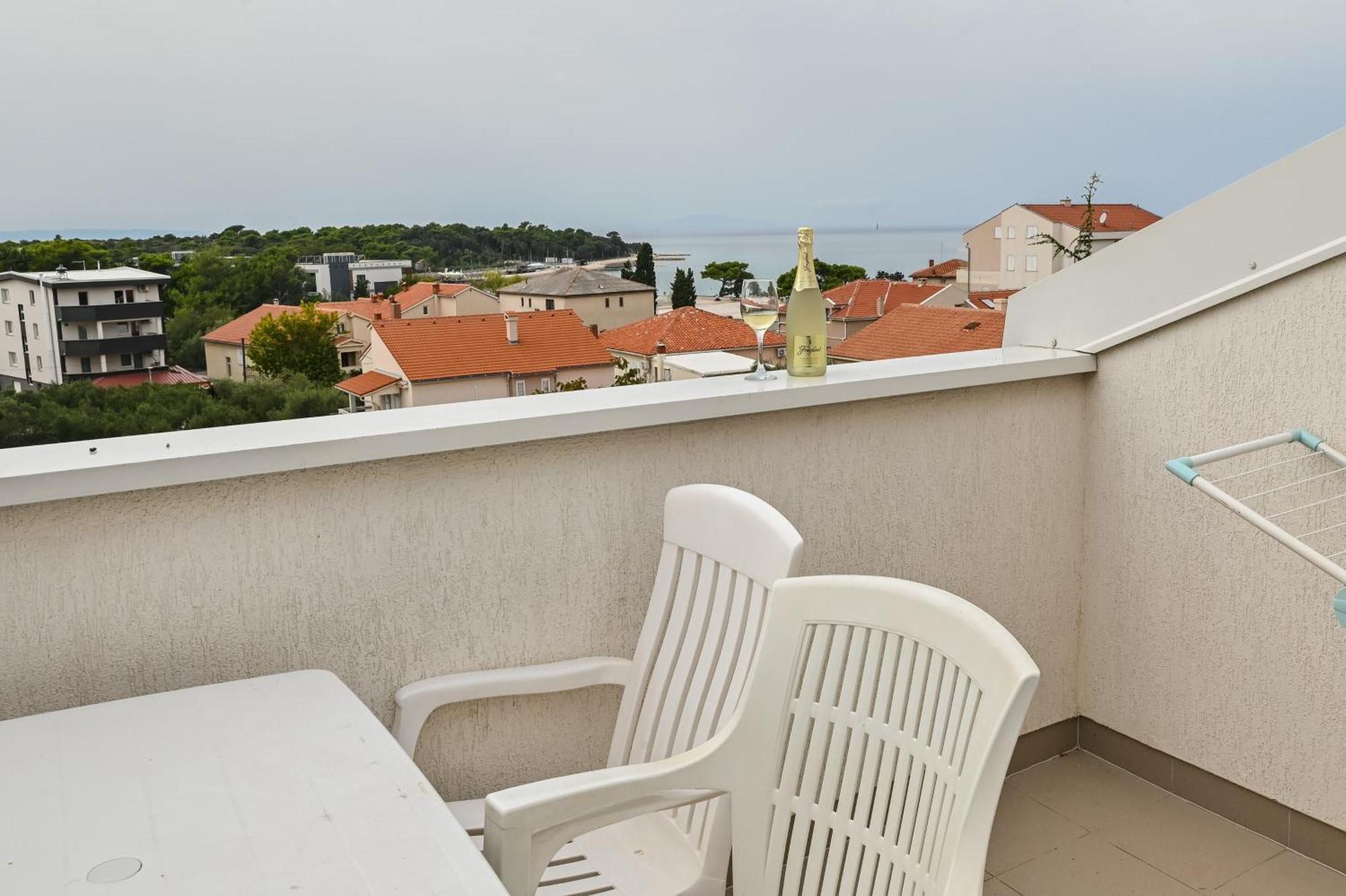 Seagull Pool Apartments & Studios Novalja Bilik gambar